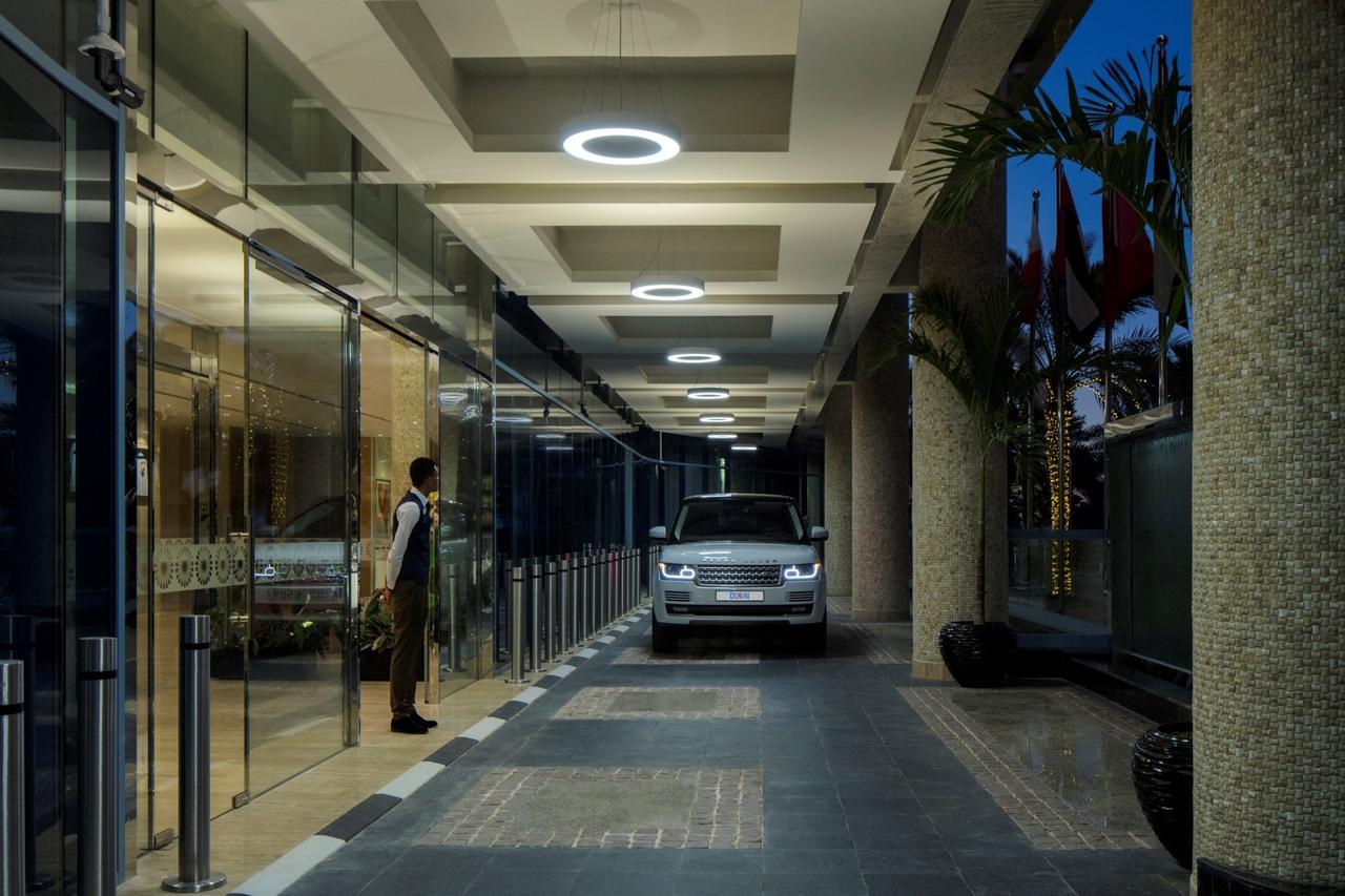 Radisson Blu Hotel Apartment Dubai Silicon Oasis Bagian luar foto