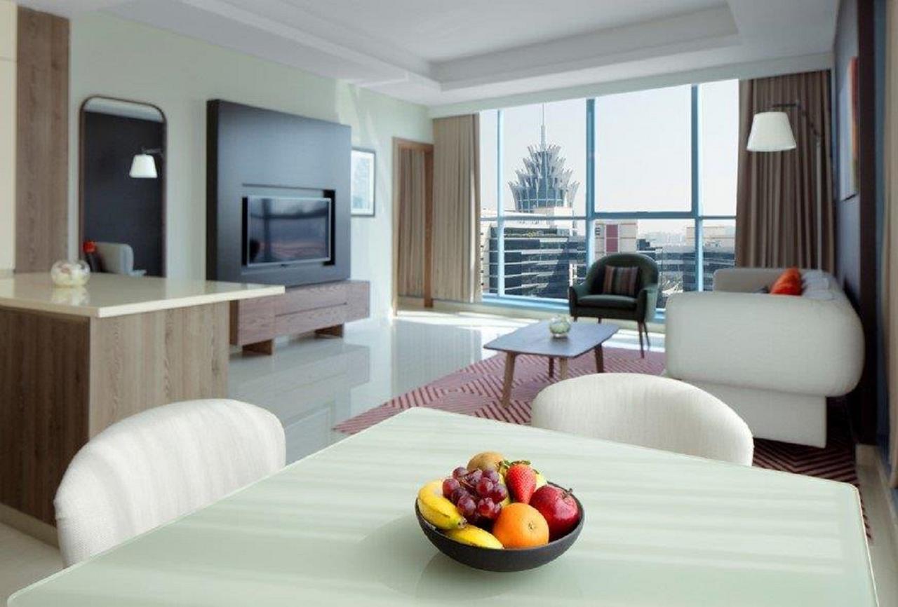 Radisson Blu Hotel Apartment Dubai Silicon Oasis Bagian luar foto