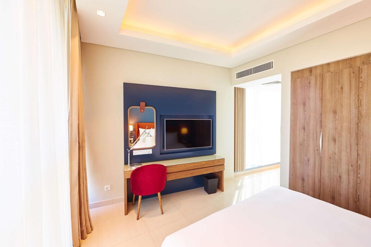 Radisson Blu Hotel Apartment Dubai Silicon Oasis Bagian luar foto