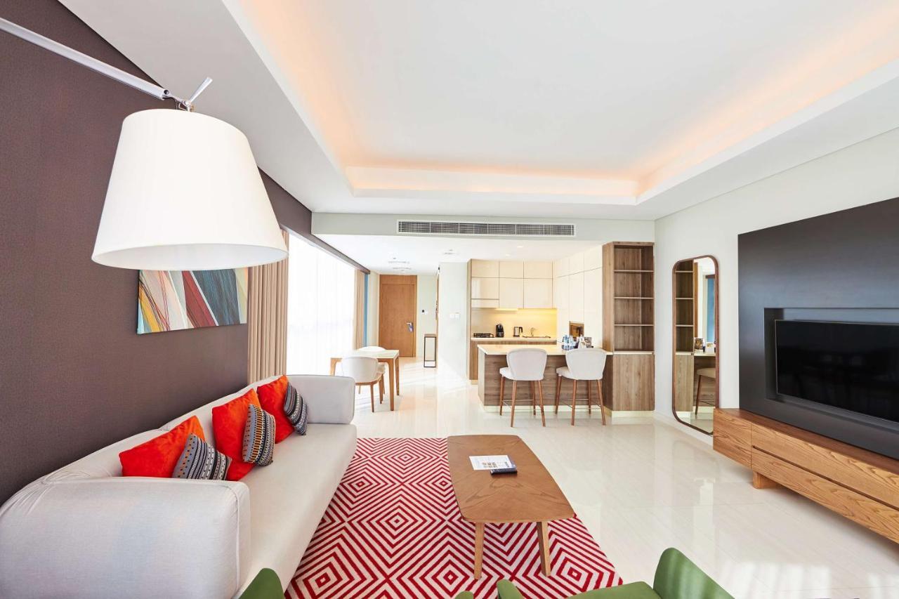 Radisson Blu Hotel Apartment Dubai Silicon Oasis Bagian luar foto
